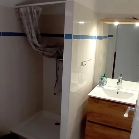 A 8 Km De La - 3 Apartment Vendres